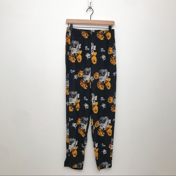 THEORY Viewpine Distressed Floral Pant - Picture 6 of 11